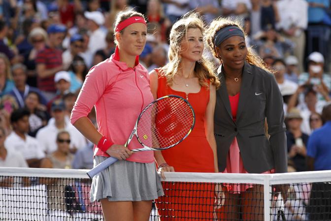 C' la benedizione dell'ex campionessa Monica Seles sul quinto trionfo agli Us Open di Serena Williams, il 17 in uno Slam come Roger Federer. La 31enne statunitense si  imposta nella finale di New York per 7-5 6-7 6-1. Reuters